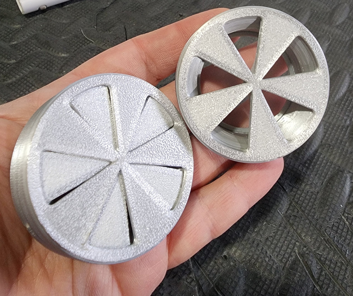 Spin-Flo - Adjustable Ventilation