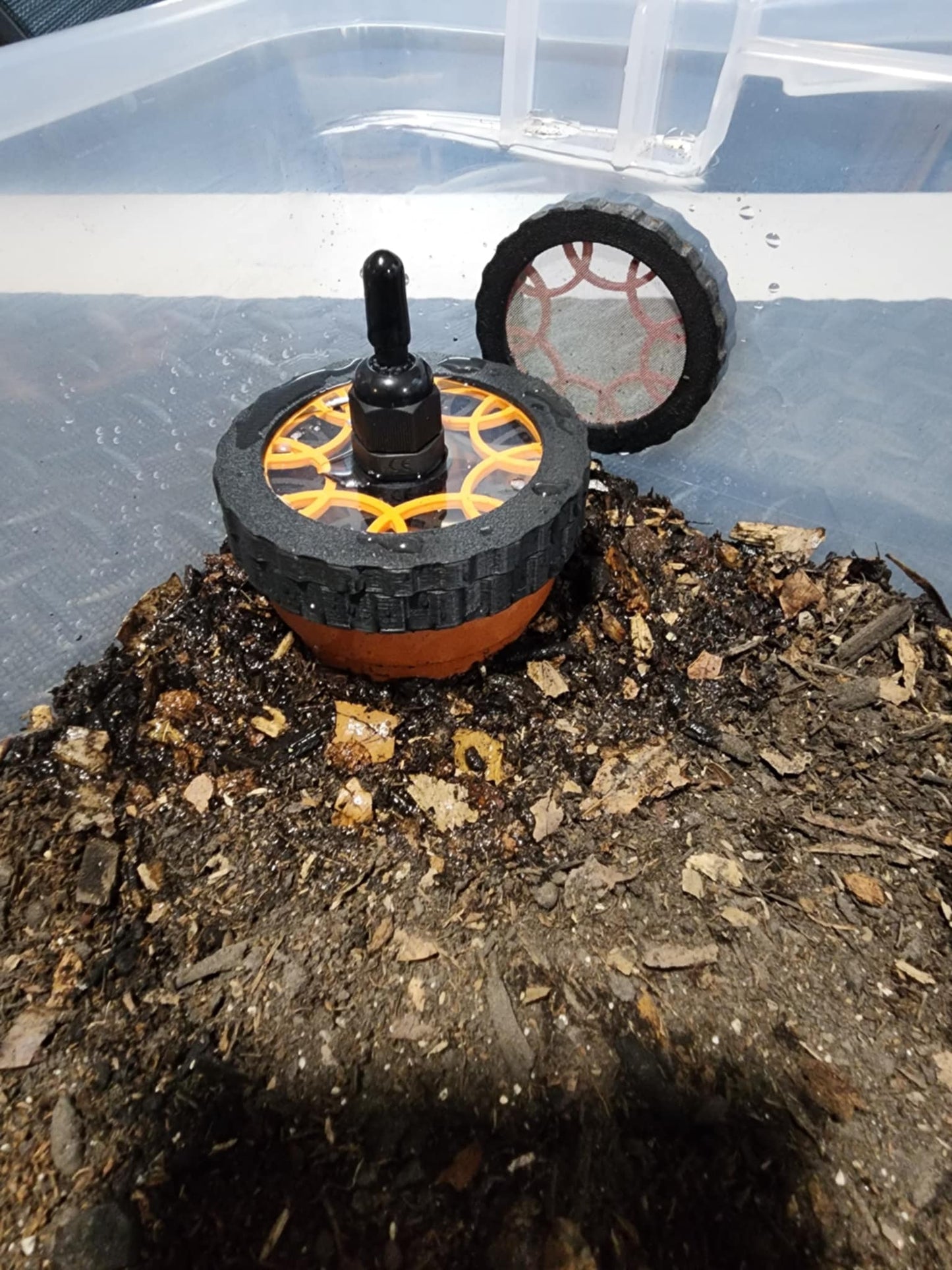 Terra-Pod - Slow Wicking Ollas Style Pods