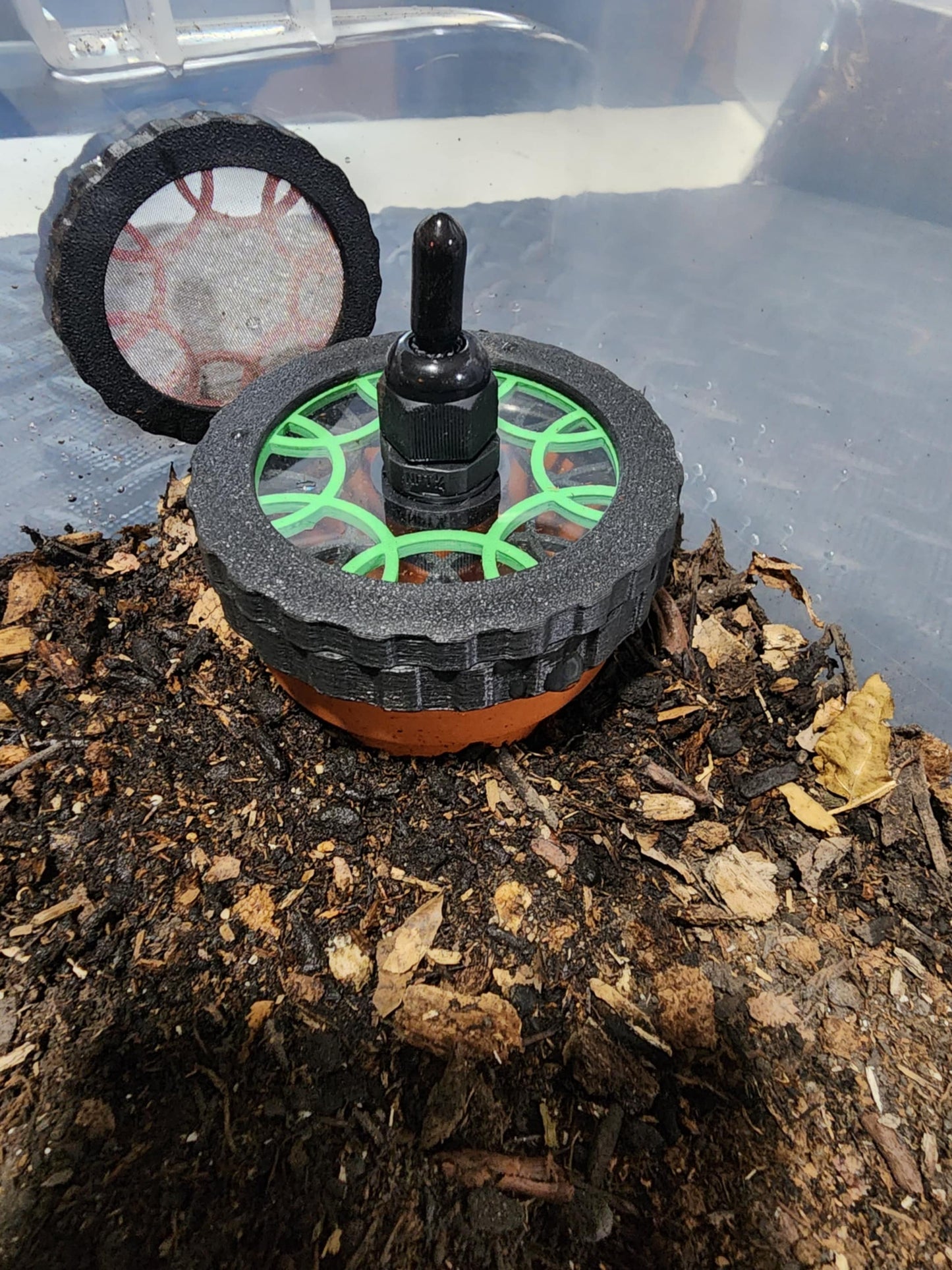 Terra-Pod - Slow Wicking Ollas Style Pods